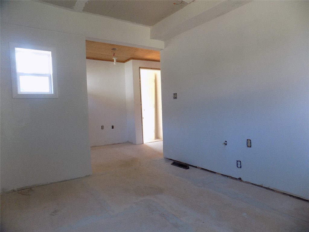 129 Kennedy Road Binghamton, NY 13901 - Photo 21 of 50 Gallery Image 21