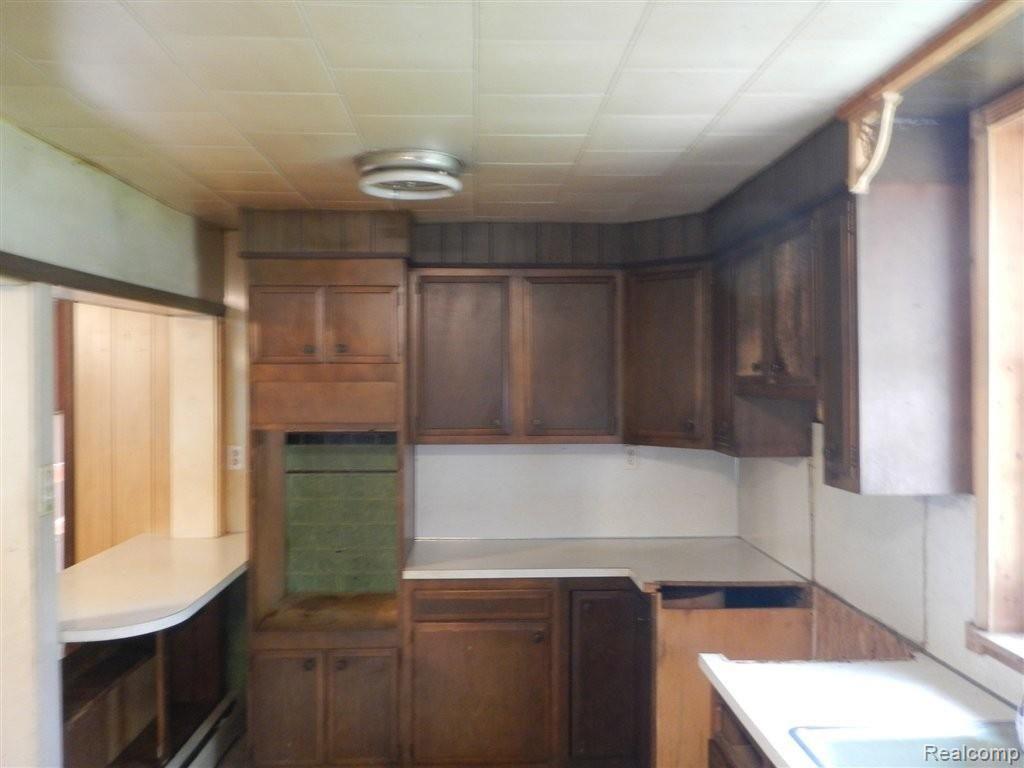 4600 McDowell Road Lapeer, MI 48446 - Photo 8 of 21 Kitchen