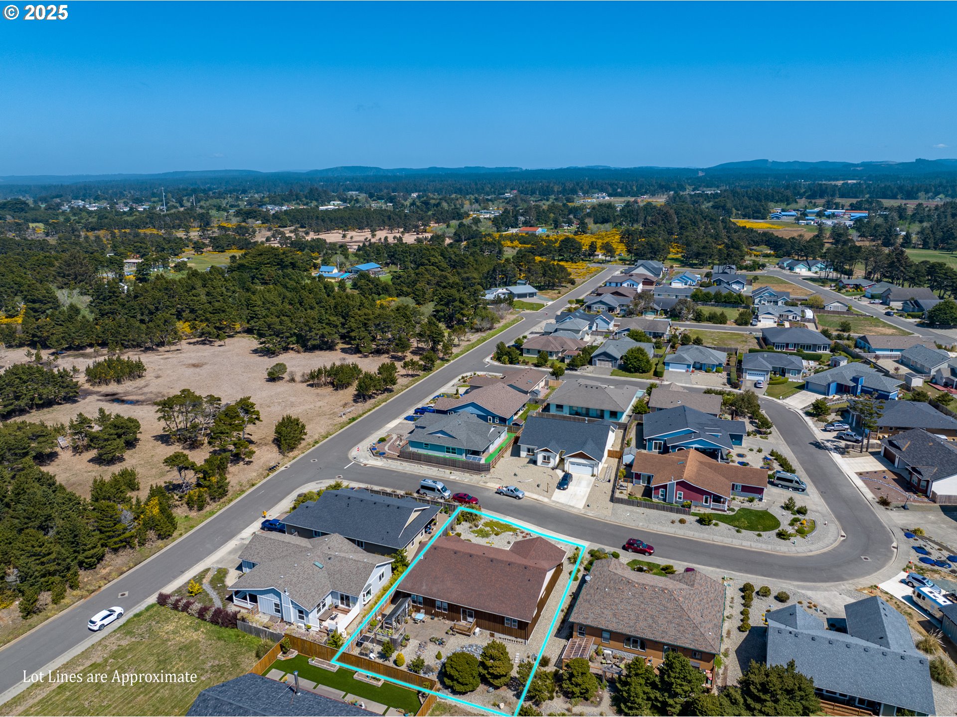 2686 Cedar Loop Bandon, OR 97411 - Photo 41 of 42 an aerial view of a city