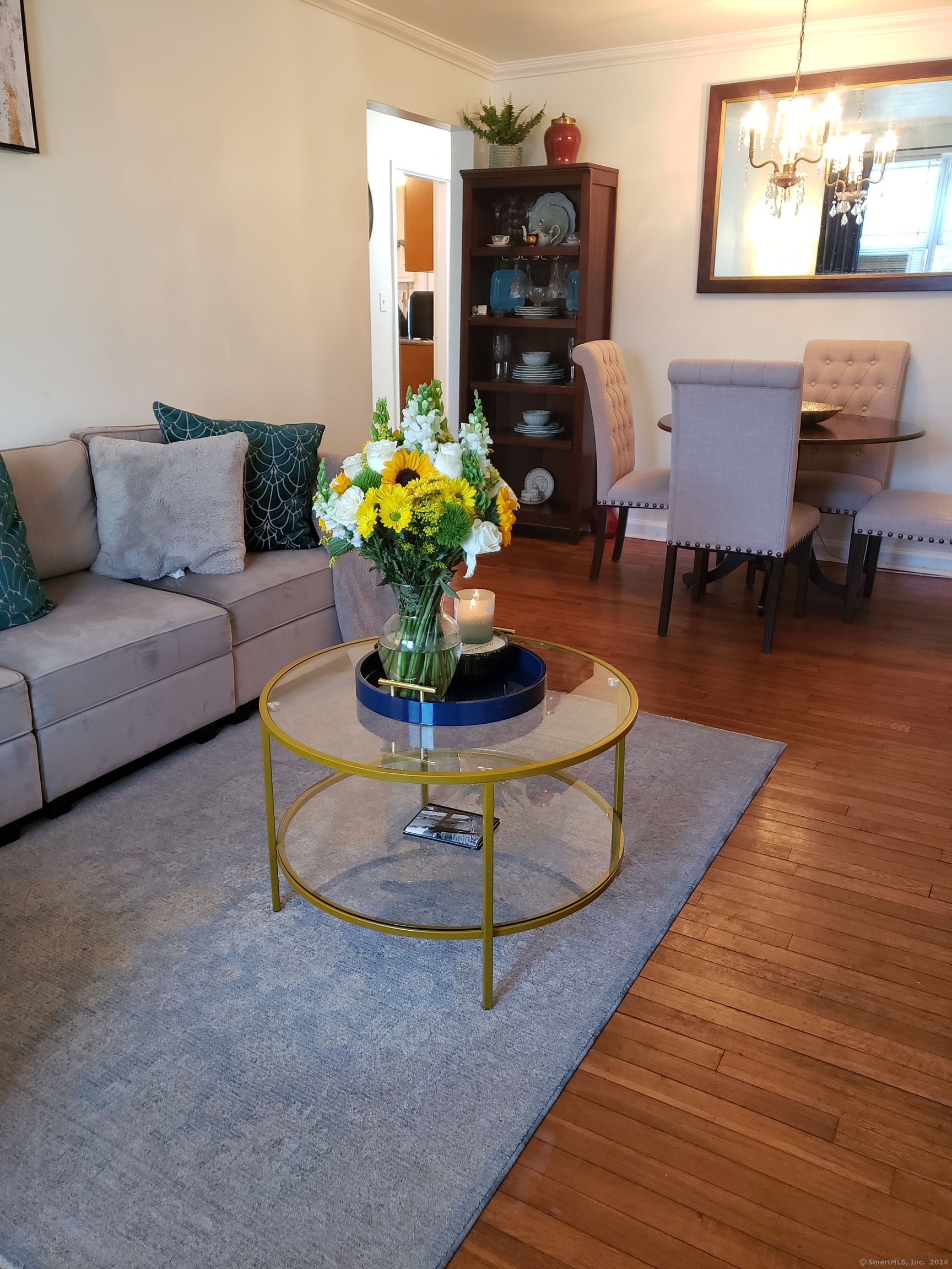 228 Seaton Road, Unit 1 Stamford, CT 06902 - Photo 1 of 1 a living room with furniture