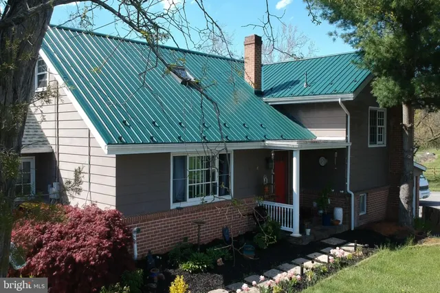 $540,000 | 21680 Leitersburg Pike, Hagerstown, MD 21742