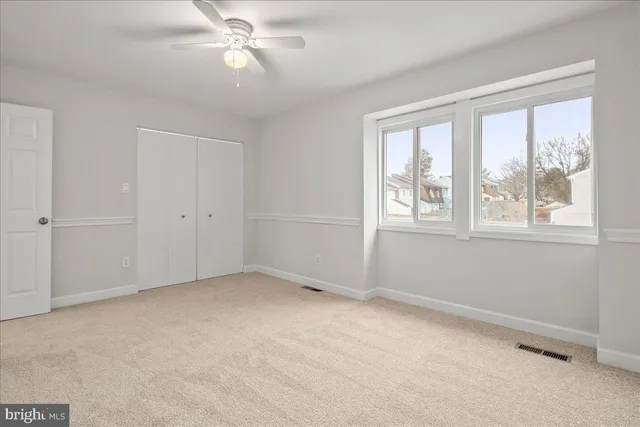 $525,000 | 1062 Knight Lane, Herndon, VA 20170