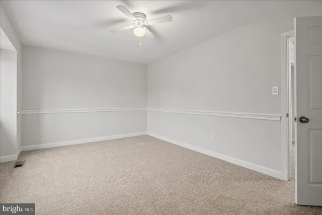 $525,000 | 1062 Knight Lane, Herndon, VA 20170