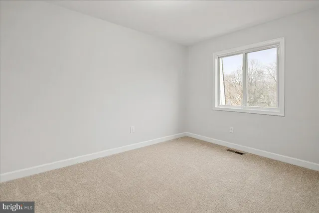 $525,000 | 1062 Knight Lane, Herndon, VA 20170