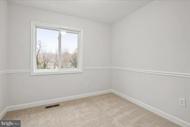 $525,000 | 1062 Knight Lane, Herndon, VA 20170