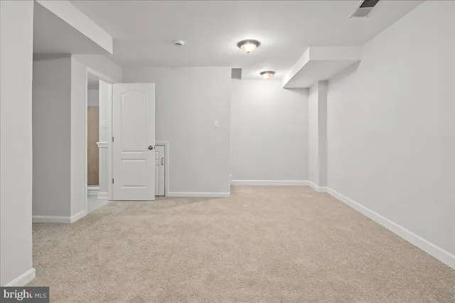 $525,000 | 1062 Knight Lane, Herndon, VA 20170