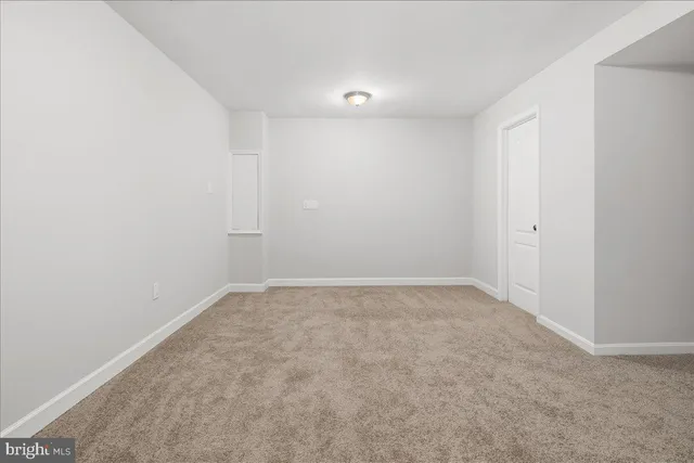 $525,000 | 1062 Knight Lane, Herndon, VA 20170