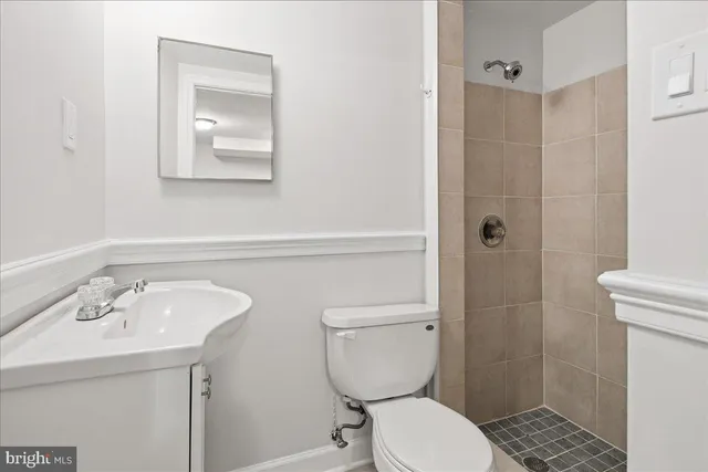 $525,000 | 1062 Knight Lane, Herndon, VA 20170