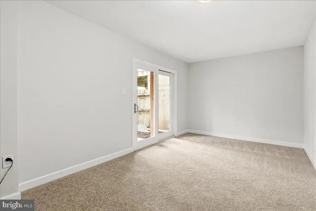 $525,000 | 1062 Knight Lane, Herndon, VA 20170