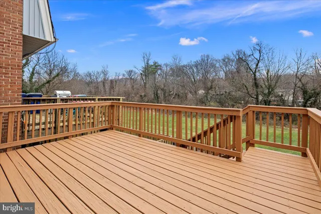 $525,000 | 1062 Knight Lane, Herndon, VA 20170