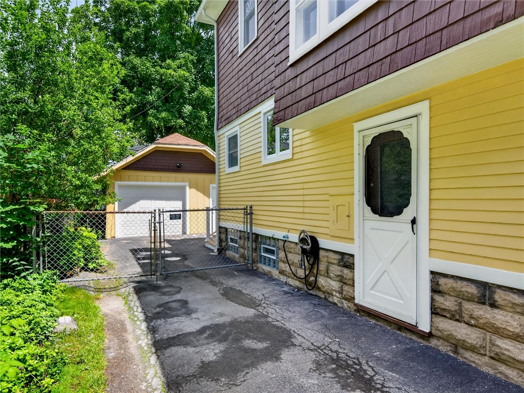 132 Mulberry Street Rochester, NY 14620 - Photo 45 of 50