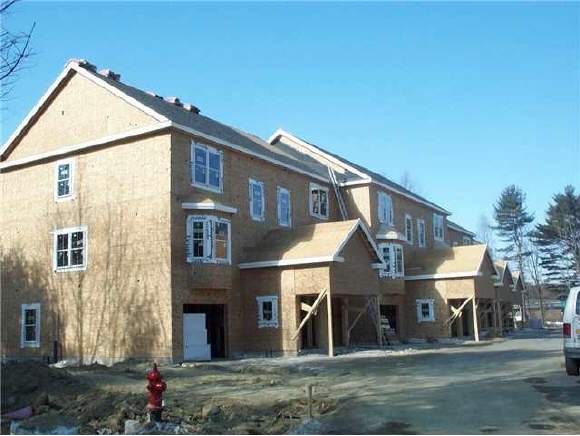 243 Drakeside Road, Unit 19 Hampton, NH 03842 - Photo 1 of 1