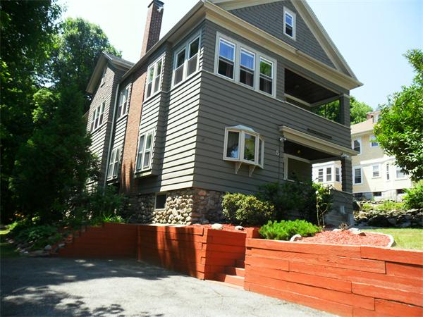 5 Colonial Road Worcester, MA 01602 - Photo 2 of 30