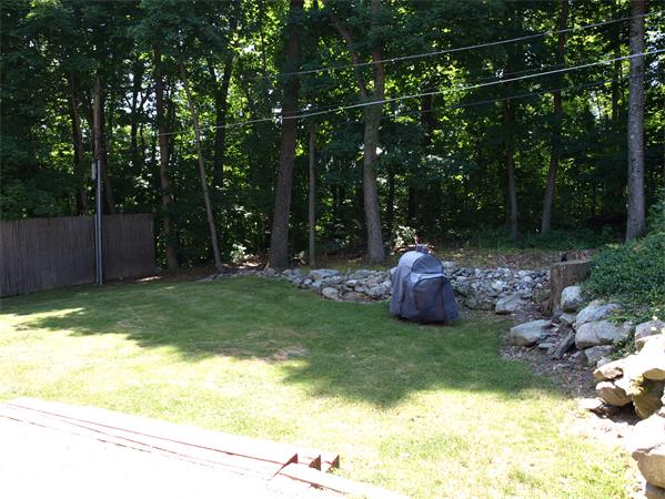 5 Colonial Road Worcester, MA 01602 - Photo 4 of 30