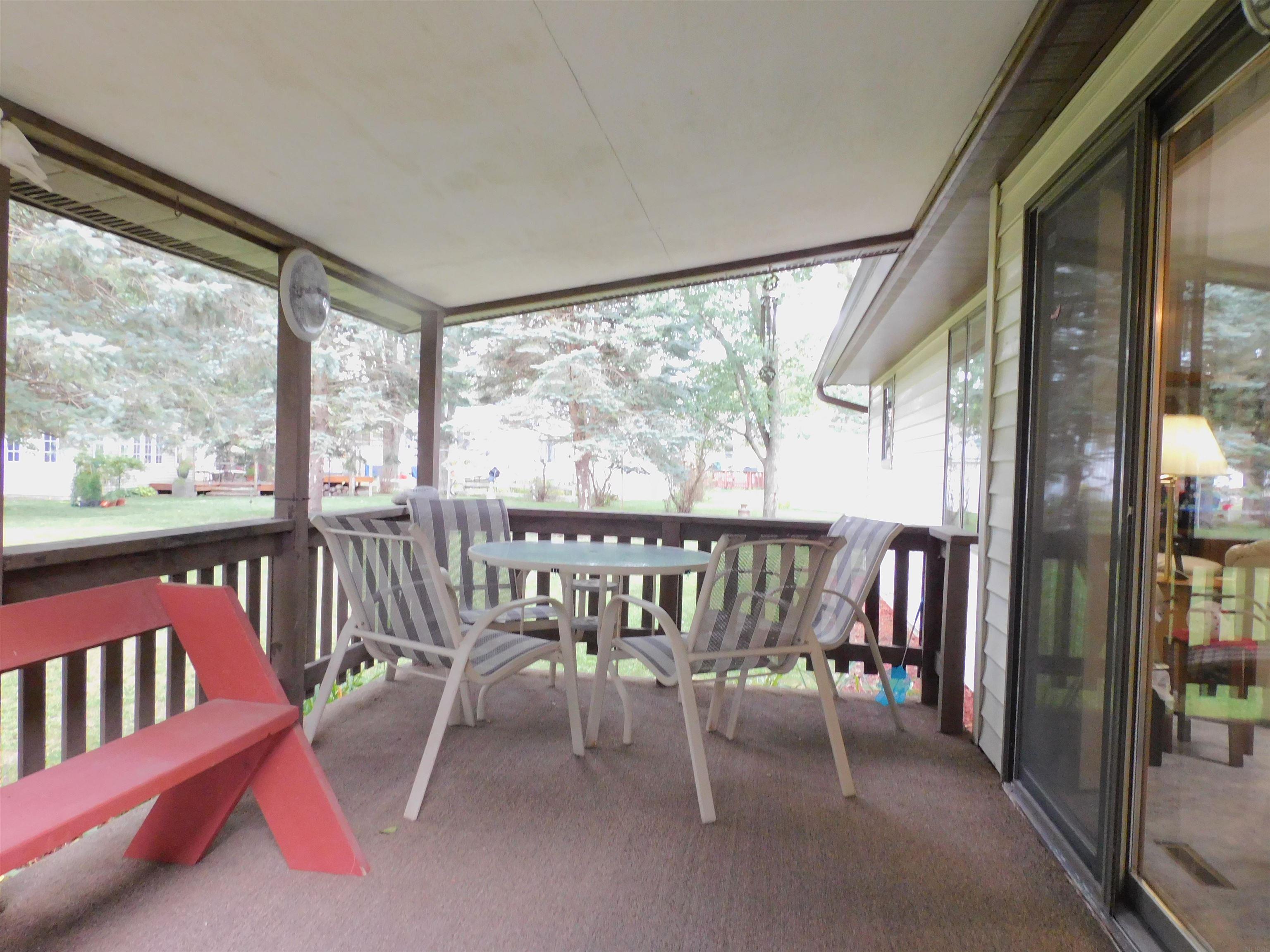 116 Delhi Road Manchester, IA 52057 - Photo 25 of 30 Gallery Image 25