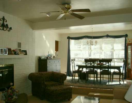 835 Field Club Road Pittsburgh, PA 15238 - Photo 2 of 6 Dining Room.