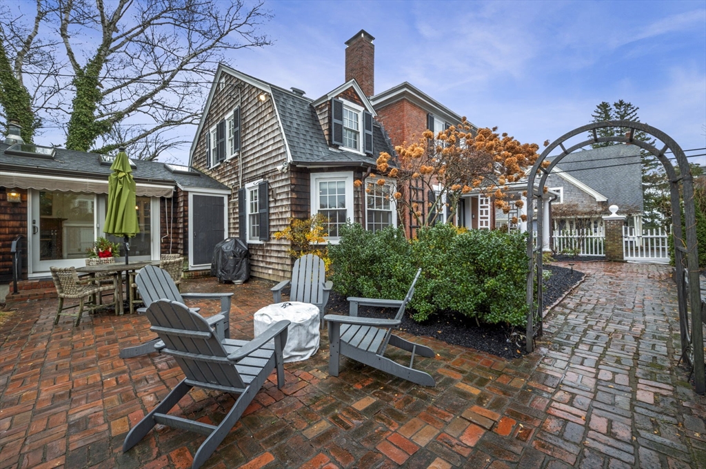 30 High Street Marblehead, MA 01945 - Photo 5 of 35 Gallery Image 5