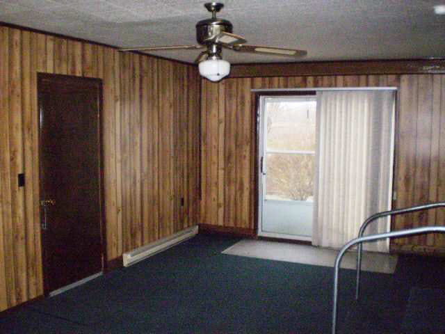 11825 Charles Road Hagerstown, IN 47346 - Photo 4 of 12