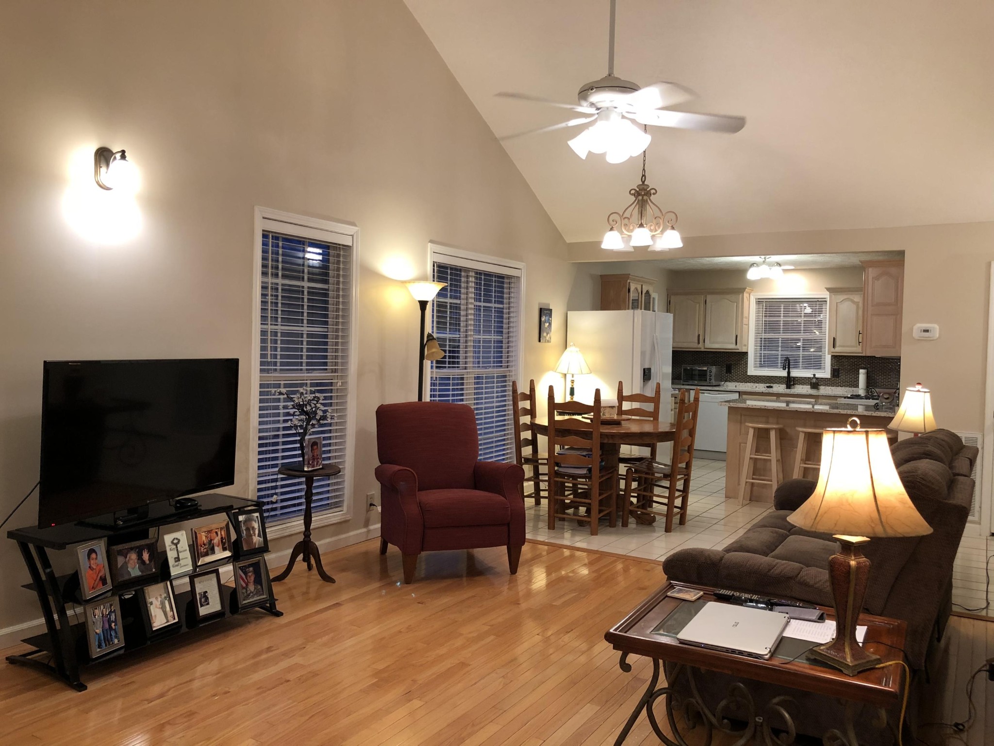 13711 Vonore Road Loudon, TN 37774 - Photo 16 of 34 a living room with furniture and a flat screen tv
