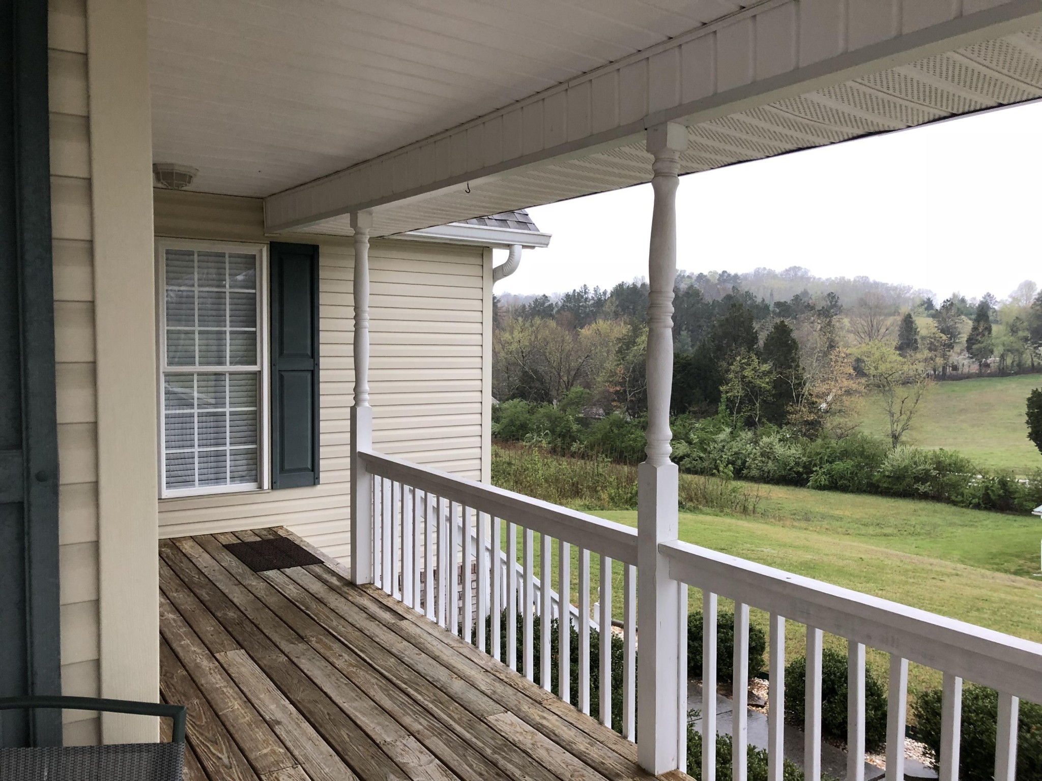 13711 Vonore Road Loudon, TN 37774 - Photo 9 of 34 a view of a balcony with wooden floor