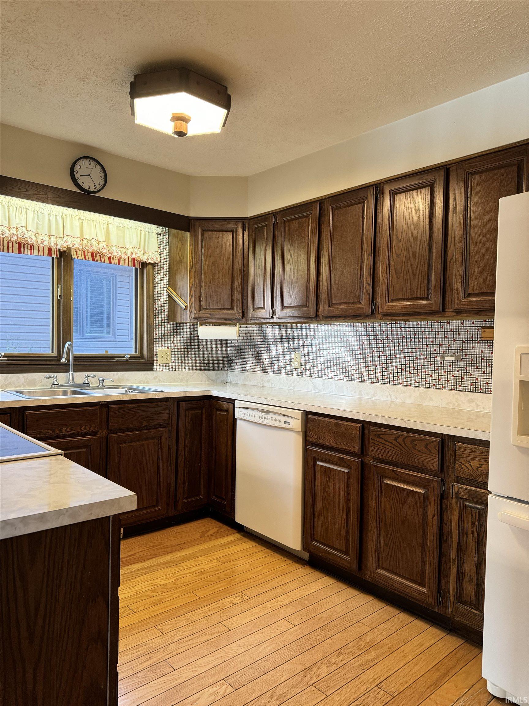 5063 Freeman View Road Monticello, IN 47960 - Photo 13 of 36 Gallery Image 13