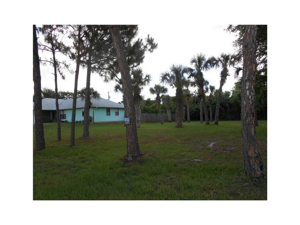 122 Filbert Street Sebastian, FL 32958 - Photo 5 of 13 Gallery Image 5