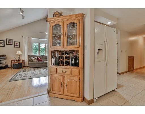 5 Grandview Road Methuen, MA 01844 - Photo 7 of 28 Gallery Image 7