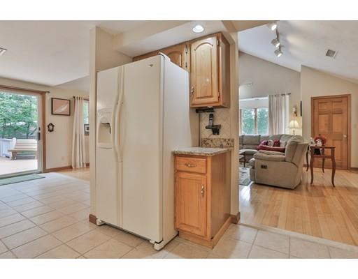5 Grandview Road Methuen, MA 01844 - Photo 9 of 28 Gallery Image 9