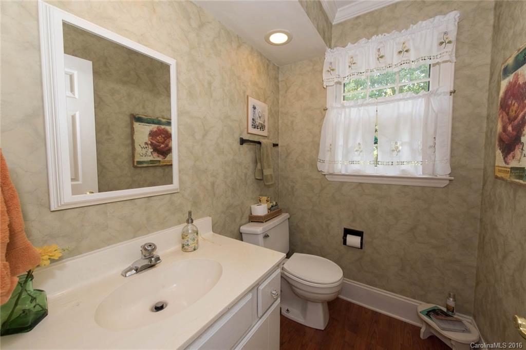 11218 Winding Way Road, Unit 2 Charlotte, NC 28226 - Photo 12 of 24 Gallery Image 12