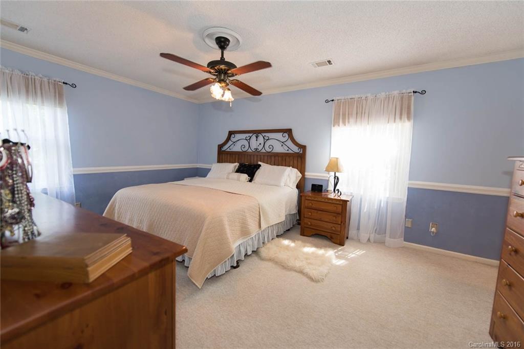 11218 Winding Way Road, Unit 2 Charlotte, NC 28226 - Photo 14 of 24 Gallery Image 14
