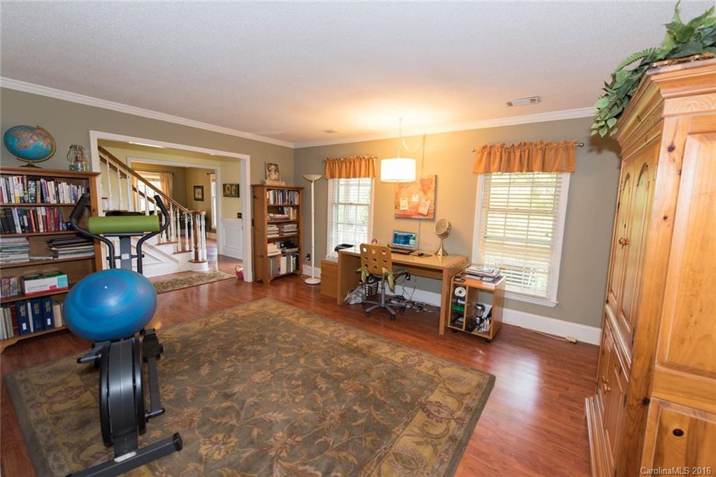 11218 Winding Way Road, Unit 2 Charlotte, NC 28226 - Photo 5 of 24 Gallery Image 5