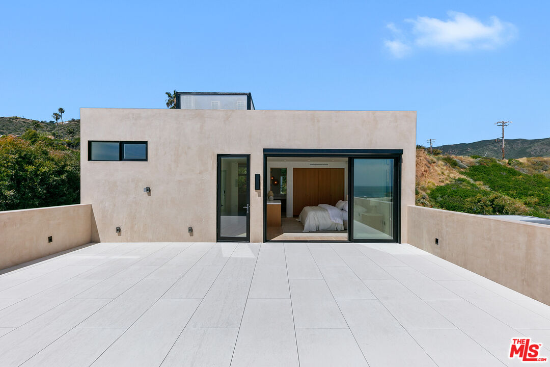 31224 Broad Beach Road Malibu, CA 90265 - Photo 42 of 54