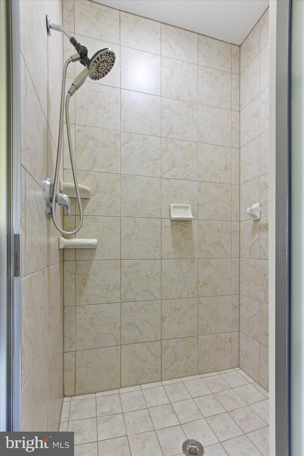 1181 Butter Road Dover, PA 17315 - Photo 19 of 77