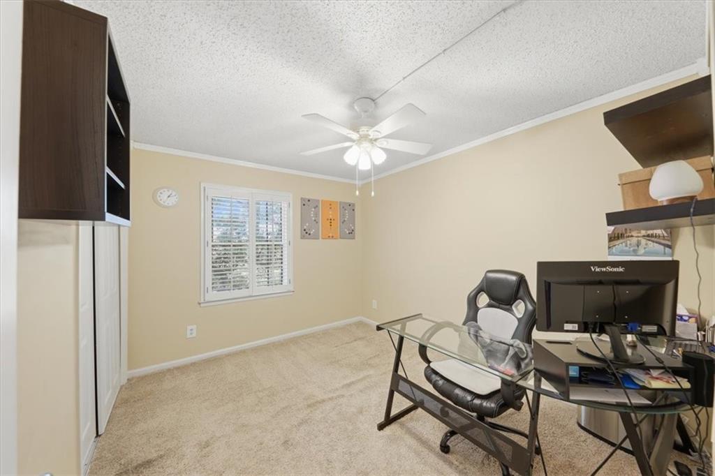 225 Triumph Drive Northwest Atlanta, GA 30327 - Photo 15 of 39