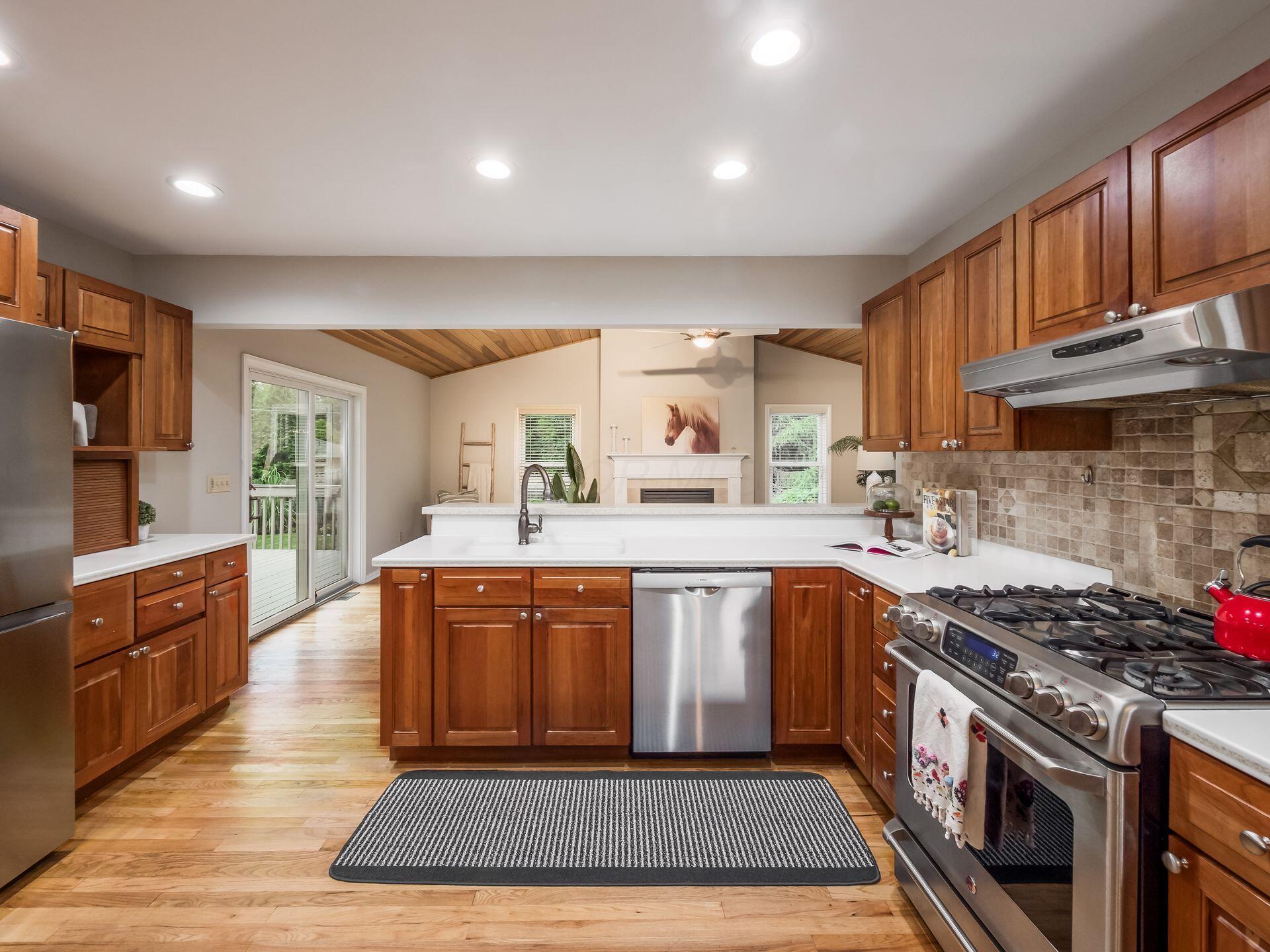 2115 Haviland Road Columbus, OH 43220 - Photo 15 of 51 Kitchen Opening to Vaulted Family Room!