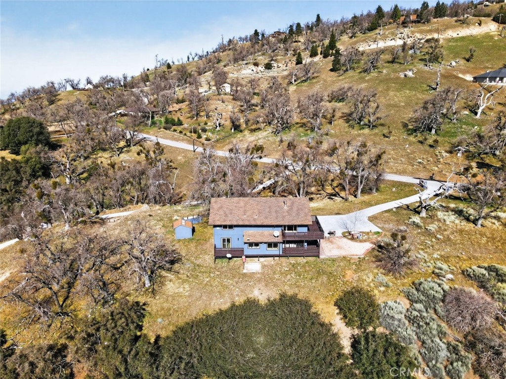 30420 Starland Drive Tehachapi, CA 93561 - Photo 24 of 30 an aerial view of residential houses with outdoor space