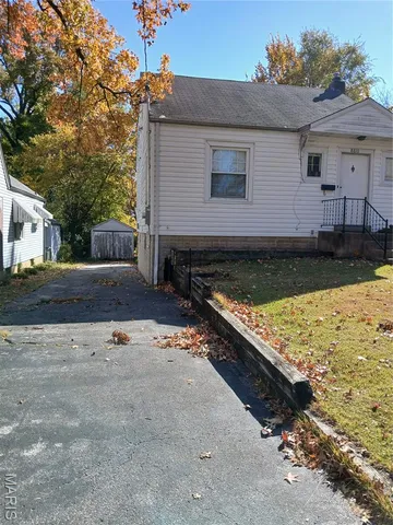 $38,500 | 8810 Clifton Avenue, St. Louis, MO 63136