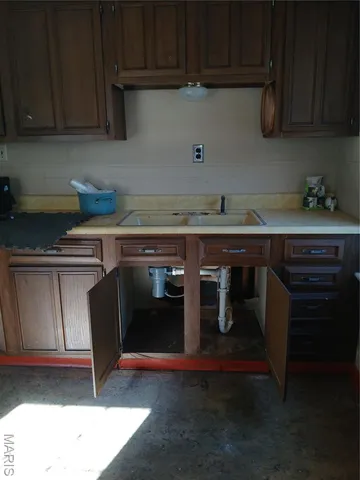 $38,500 | 8810 Clifton Avenue, St. Louis, MO 63136