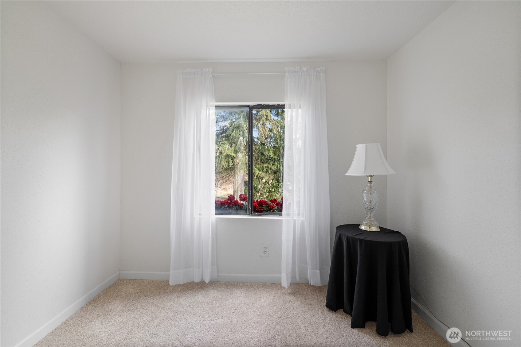 14512 246th Street East Graham, WA 98338 - Photo 29 of 39 an empty room with a window