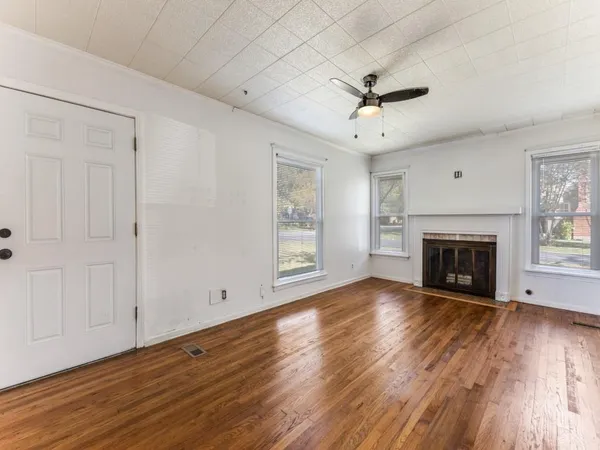 $2,000 | 8822 San Benito Way, Dallas, TX 75218