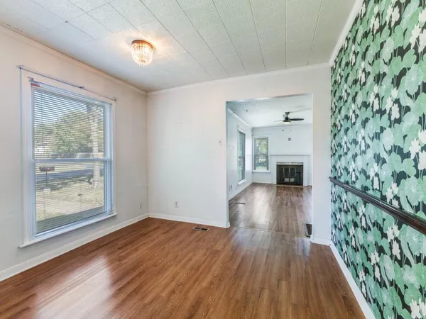 $2,000 | 8822 San Benito Way, Dallas, TX 75218