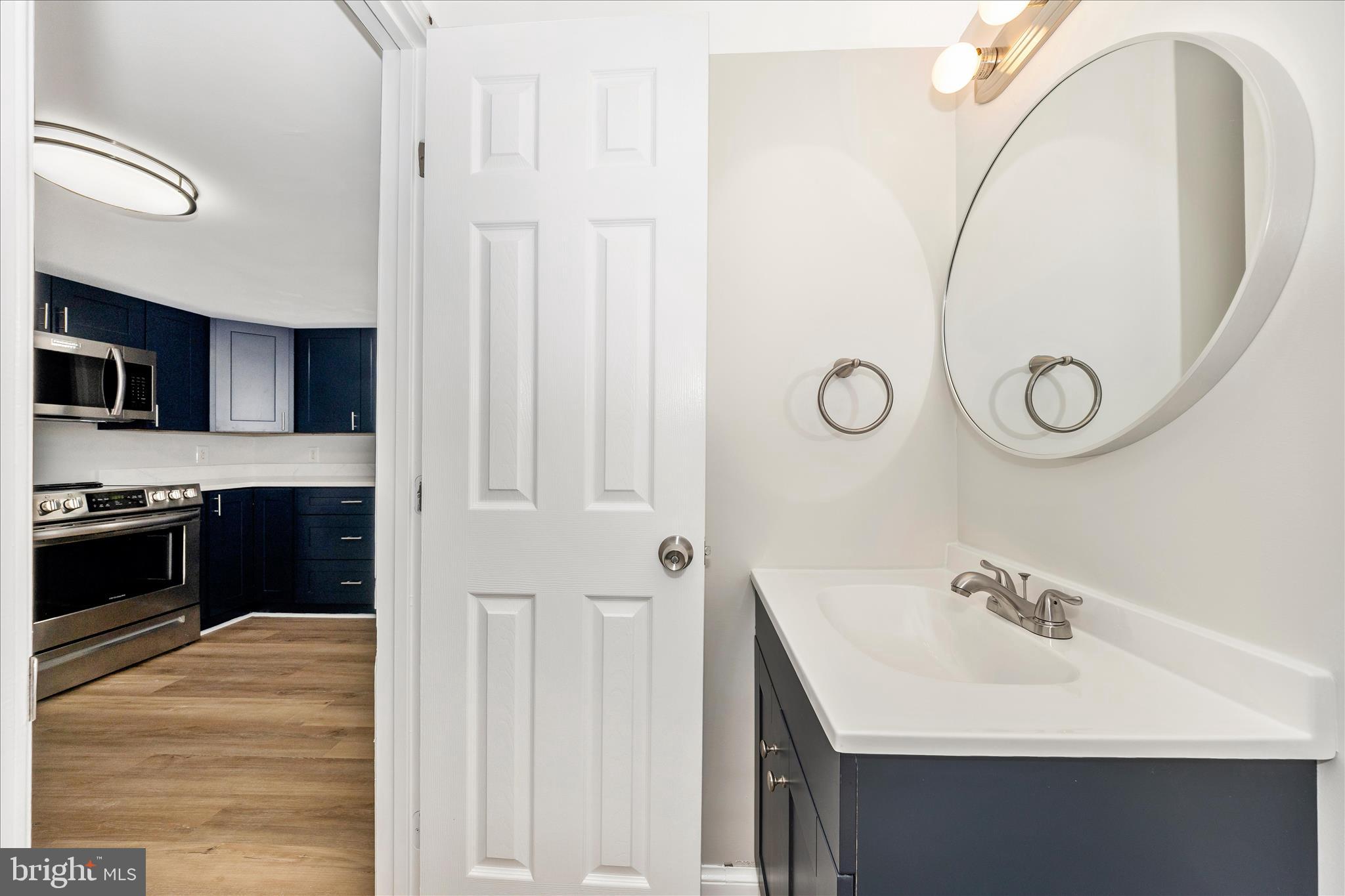 29 Winchester Street Frederick, MD 21701 - Photo 20 of 49 Powder Room