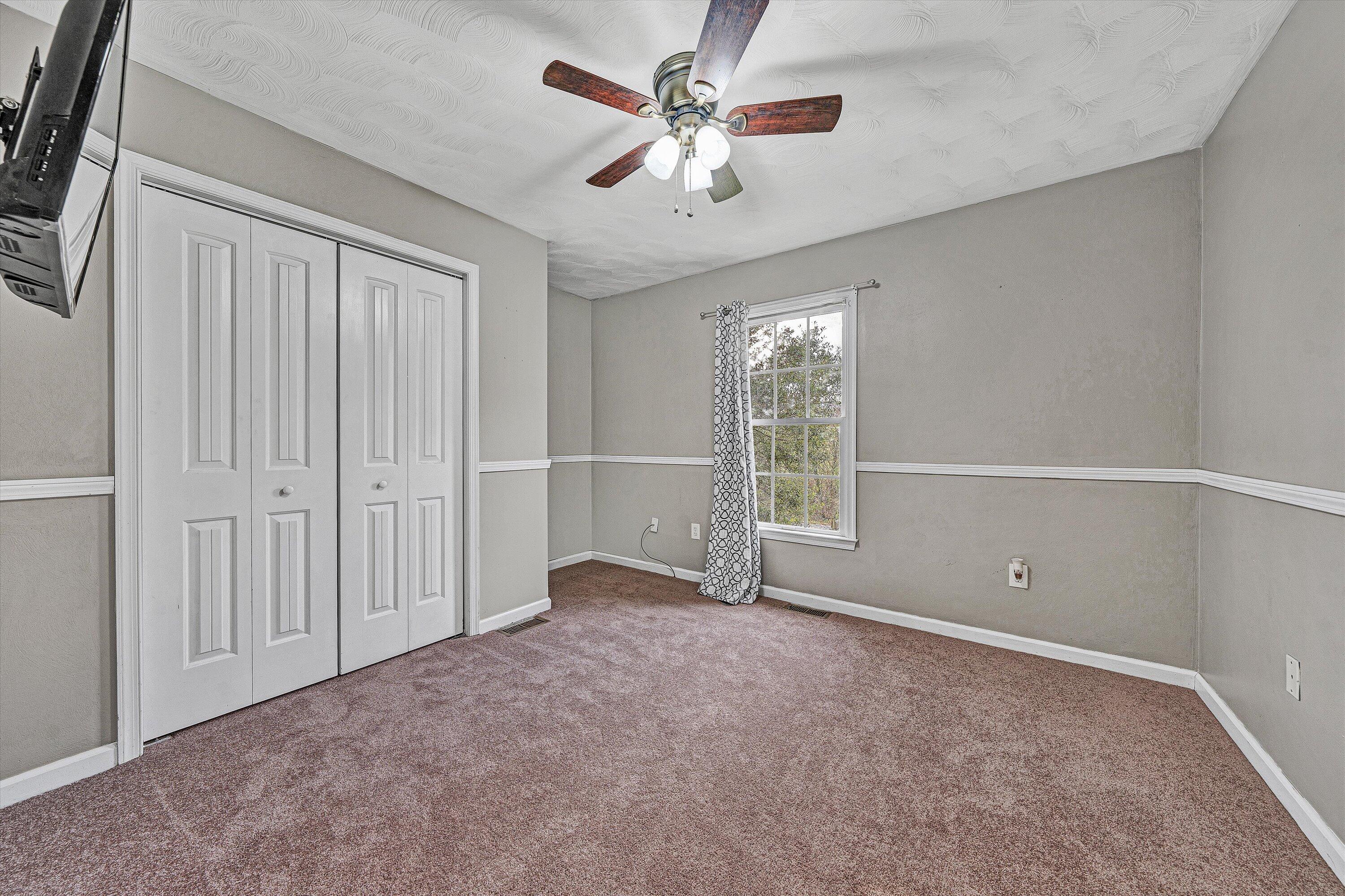 826 Coyner Springs Road Roanoke, VA 24012 - Photo 20 of 37 18-DSC00512