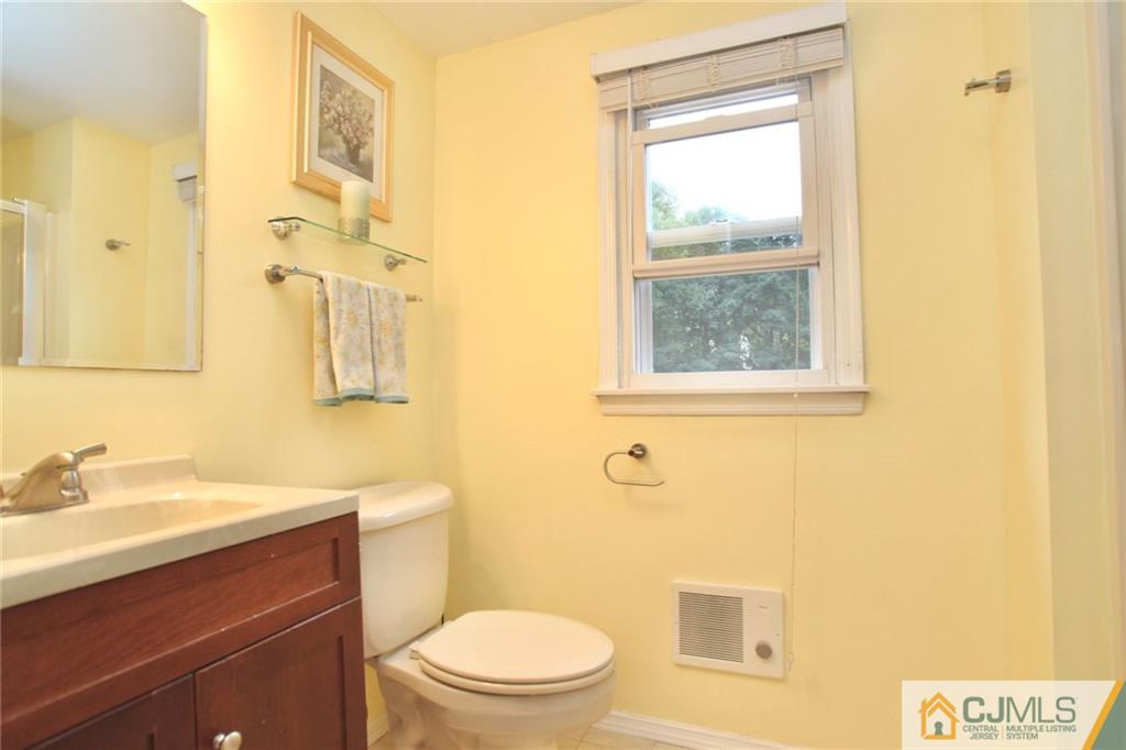 63 Tunison Road New Brunswick, NJ 08901 - Photo 13 of 16 Gallery Image 13