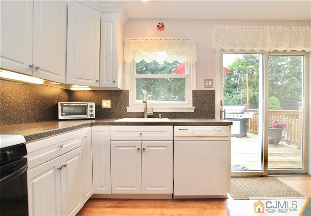 63 Tunison Road New Brunswick, NJ 08901 - Photo 4 of 16 Gallery Image 4