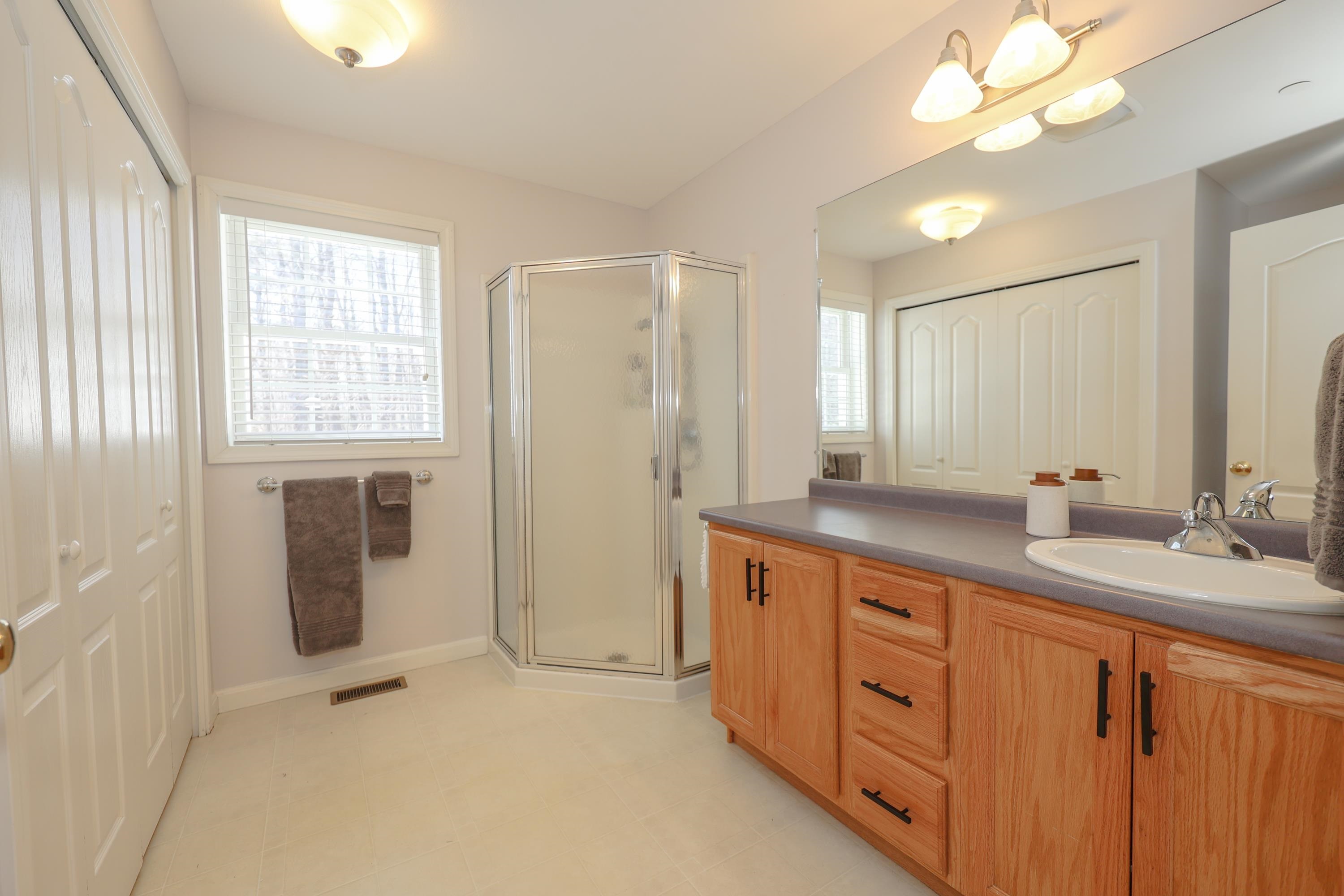 5 Misty Lane Hooksett, NH 03106 - Photo 18 of 40