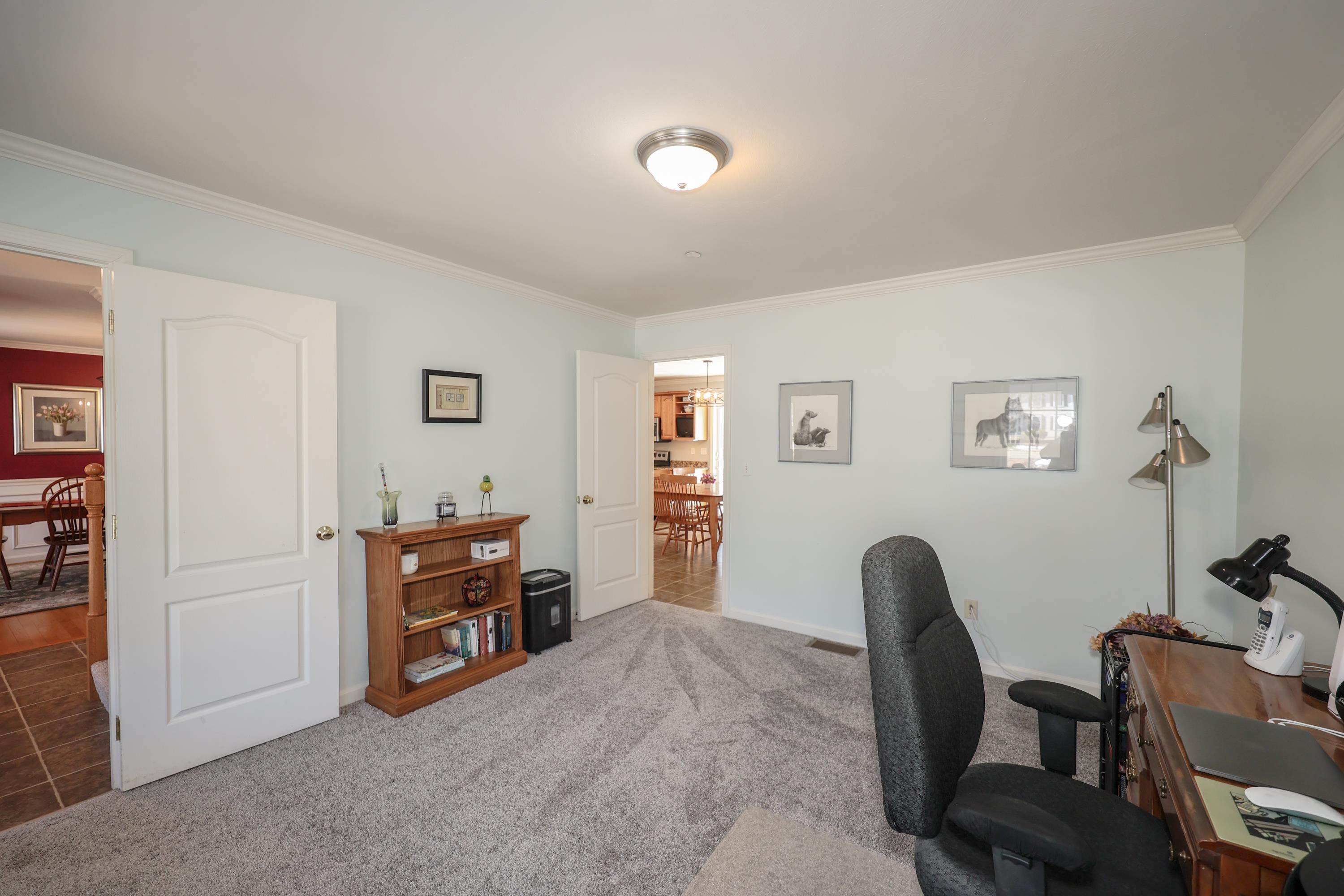 5 Misty Lane Hooksett, NH 03106 - Photo 4 of 40