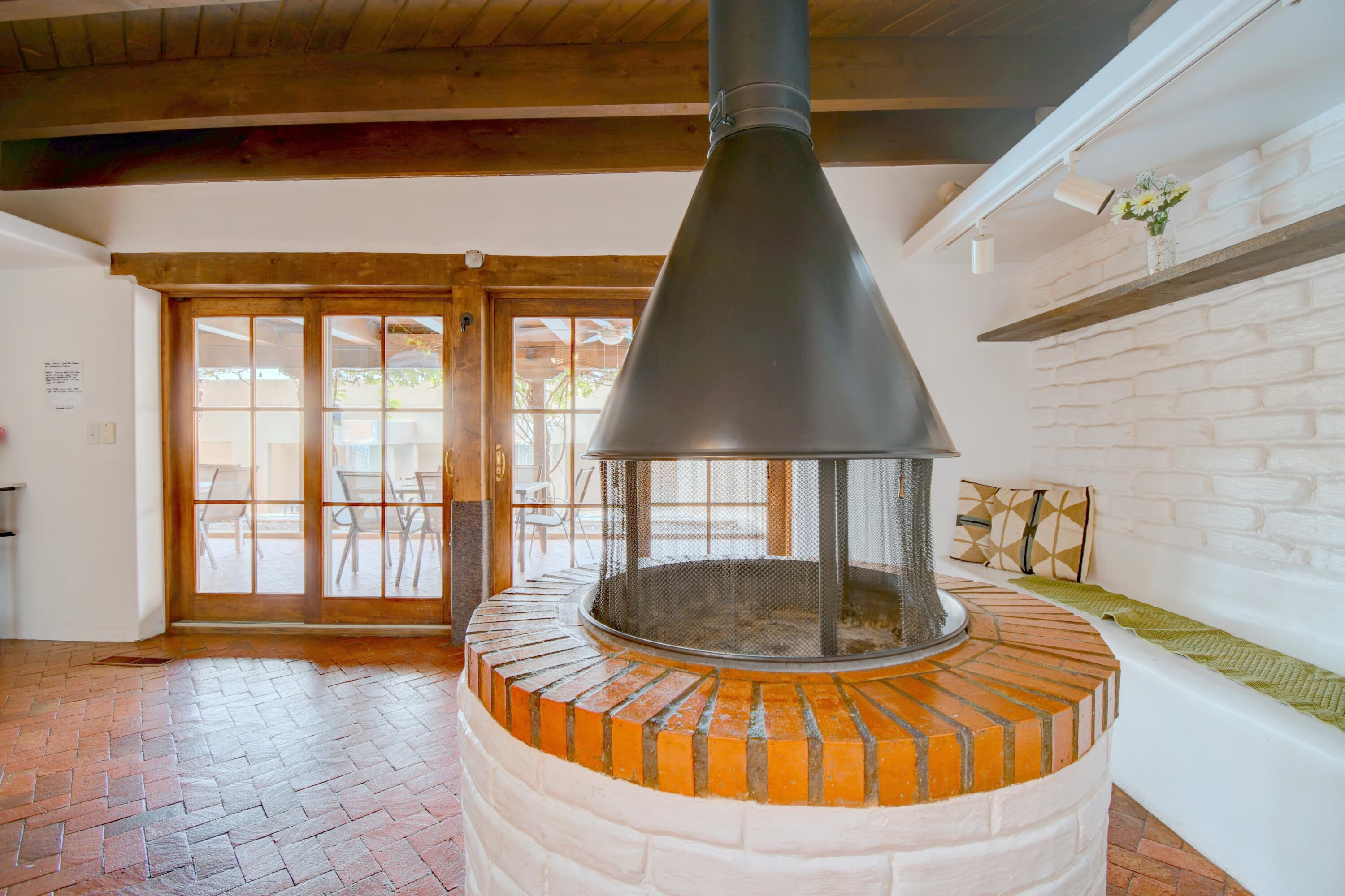 14018 Arcadia Road Northeast Albuquerque, NM 87123 - Photo 11 of 36 Gallery Image 11