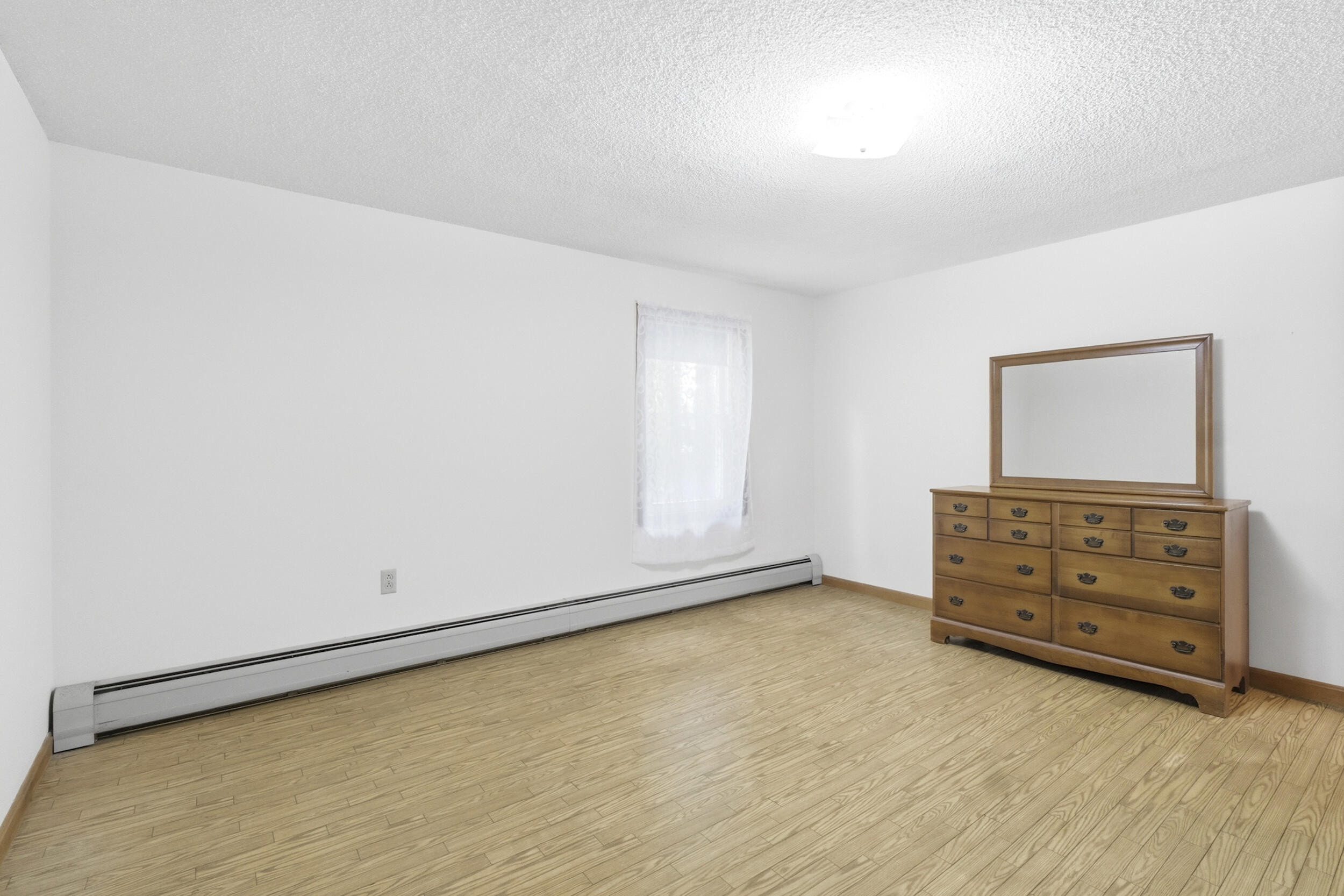 174 Davis Road Fairfield, ME 04937 - Photo 21 of 47 174_davis_ln-interior-16