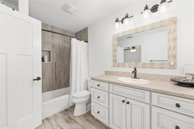 $729,900 | 11999 County Road 223, Oxford, FL 34484